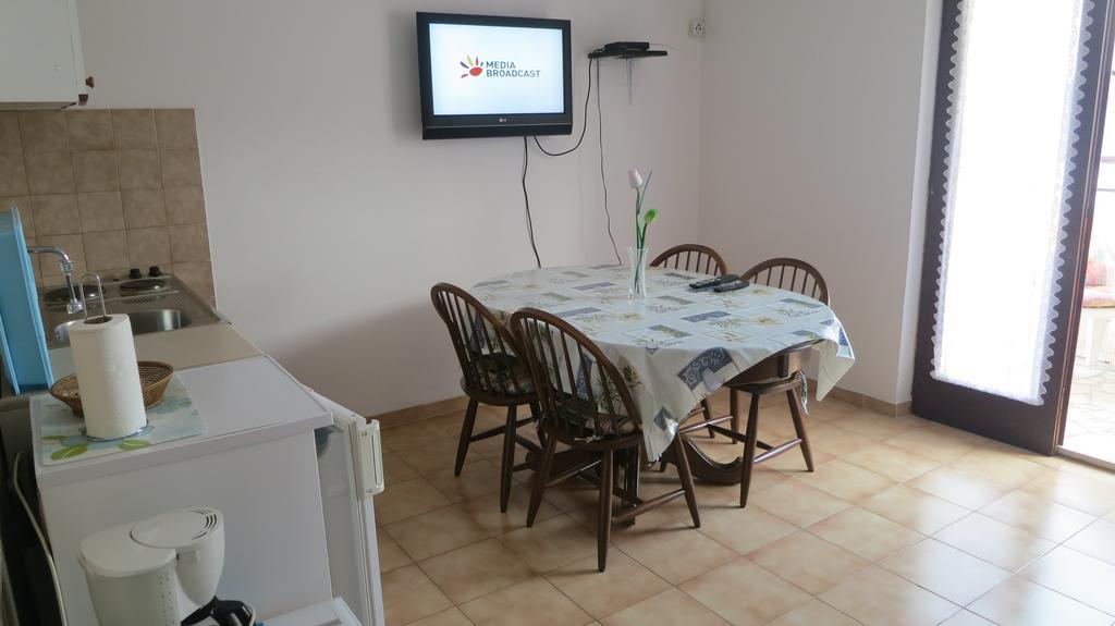 מאלינסקה Apartment Josipa מראה חיצוני תמונה